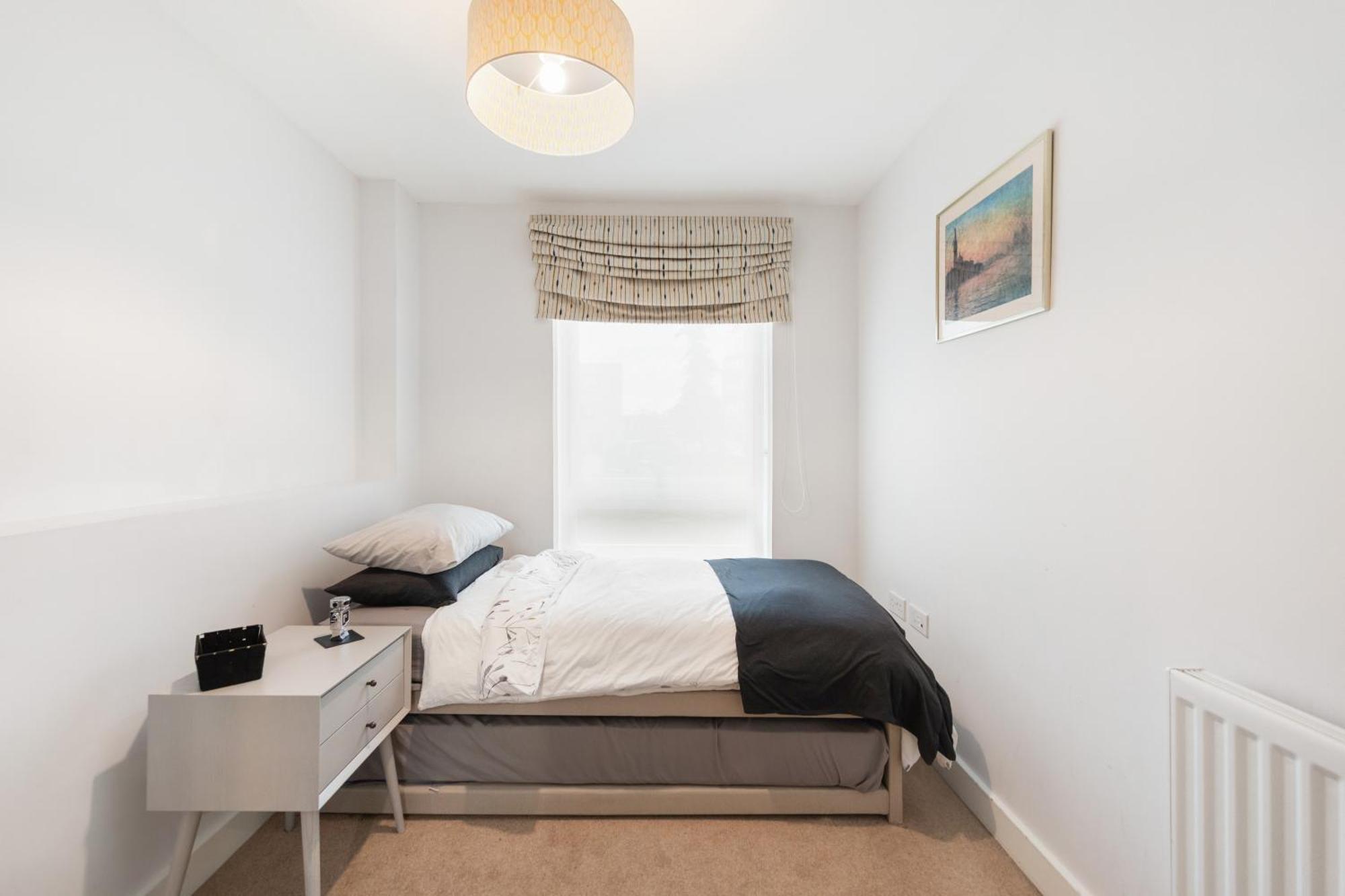 Apartment Modern 3br Flat Quick Links To Ldn & Heathrow